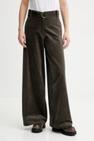Sessun pantaloni de catifea