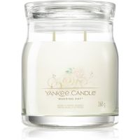 Yankee Candle Wedding Day ароматна свещ Signature 368 гр.