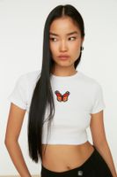 Trendyol White Butterfly Printed Fitted/Fitted Crop Crew Neck Knitted T-Shirt