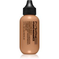 MAC Cosmetics Studio Radiance Face and Body Radiant Sheer Foundation könnyű alapozó arcra és testre árnyalat C4 50 ml