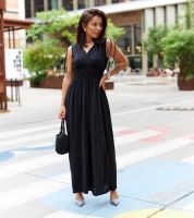 UR/CEO Black maxi dress with ruching Petrona