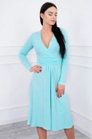 Dress cut below the bust, long sleeve mint