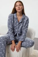 Trendyol Gray Winter Themed Pocketed Fleece Winter Knitted Pajamas Set