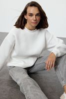 Trendyol Ecru Oversize/Relaxed Cut Basic Crew Neck Thick/Polar inside Knitted Sweatshirt