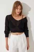 Happiness İstanbul Women's Black Openwork Crop Knitwear Blouse