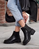 Resti Botki damskie na słupku Velly