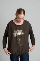 Brown blouse with a gold motif