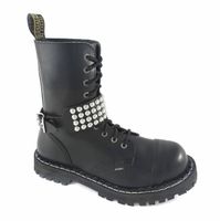 Schuhkette mit Nieten