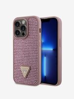 Guess Rhinestones Triangle Metal Logo Kryt pro iPhone 15 Pro Pink Etui za telefon ljubičasta