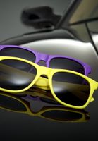 GStwo neonyellow groove shades