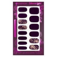 essence In The Bloom'light Gel-Effect Nail Foils - 01 Moonflowers Are My Favorite