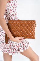 Capone Outfitters Paris Quilted Women's Tan Bag