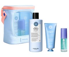 Darčeková sada pre kučeravé a vlnité vlasy Maria Nila Coils  a  Curls + kozmetická taška zadarmo + darček zadarmo