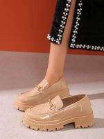 Resti Women's patent moccasins Berieta