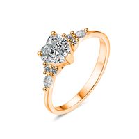 Olivie Strieborný prsteň MOISSANITE SRDCE ROSE 9838 Veľkosť prsteňov: 9 (EÚ: 59 – 61)