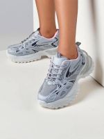 Resti Women's sporty sneakers on a thicker sole Annete