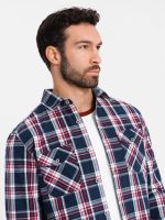 Ombre Men's flannel shirt with buttoned pockets - red and navy blue OM-SHCS