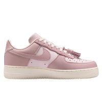 Różowe buty sportowe Nike Air Force 1 '07