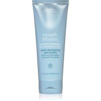 Aveda Smooth Infusion™ Anti-Frizz Conditioner kondicionér pre uhladenie nepoddajných a krepatých vlasov 200 ml