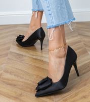 D/CEO Black satin pumps with flower Klerita