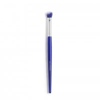 Relove by Revolution Brush Queen - Fluffy Blending Brush