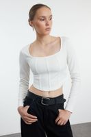 Trendyol Ecru Piping Detailed Square Neck Fitted Crop Interlock Knitted Blouse