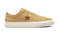 Converse One Star Pro zamszowe trampki żółte