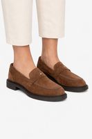 Estro: Brązowe loafersy damskie typu Penny z włoskiego weluru naturalnego Premium