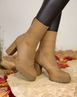 Resti Damskie botki na wyższym obcasie w kolorze camel Flexi Booties