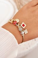 Bransoletka damska z zawieszkami