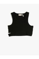 Koton Crop Top Sleeveless Cotton with Window Detail