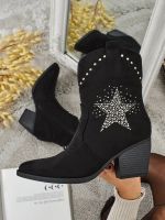 Kowbojskie buty damskie z obcasem i ozdobną gwiazdką