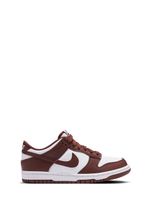 Dunk Low Sneakers