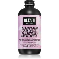 Bleach London Pearl Talk Pearlescent tónovací kondicionér odtieň Pearlescent 250 ml