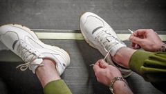 Clae Edwin White Milled Leather Neo Mint