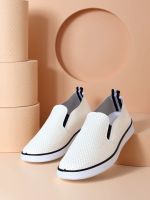 Resti Women's perforated sports shoes Musio