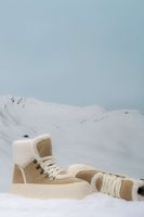 ES8: Zimowe botki damskie z beżowego naturalnego weluru z futrem