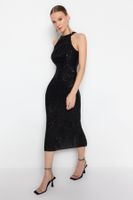 Trendyol Black testhezálló kötött bélelt fényes flitteres flitteres elegáns estélyi ruha