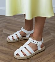 D/CEO White closed espadrille sandals Kleona
