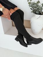 Fekete csizma sarok nélkül