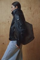 Estro: Ciemnobrązowa torebka damska typu hobo z włoskiego weluru naturalnego Premium