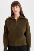 DEFACTO Relax Fit Half Zipper Stand Collar Thessaloniki Fabric Knitwear Sweater