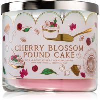 Bath & Body Works Cherry Blossom Pound Cake ароматна свещ 411 гр.