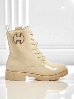 Beżowe botki sznurowane