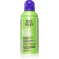 TIGI Bed Head Foxy Curls стилизираща пяна за къдрава коса 250 мл.