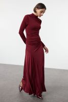 Trendyol Burgundy Fitted/Fits the Body Stand Collar Long Sleeve Flexible Maxi Knit Dress