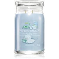 Yankee Candle A Calm & Quiet Place dišeča sveča Signature 567 g