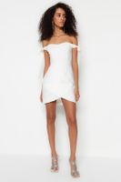 Trendyol Ecru Dwurzędowa Podszewka Tkana Suknia Wieczorowa Ślubna