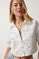 Happiness İstanbul Women's White Stone Embroidered Scalloped Linen Crop Shirt