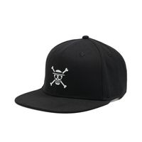 Cropp - Kapa s šiltom One Piece - črna